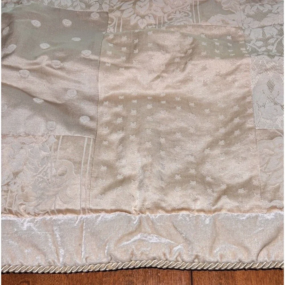 2 Croscill King Shams Cream Renaissance Velvet Brocade Patchwork 32X26”